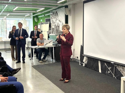 image-24-08-25-19-24-1